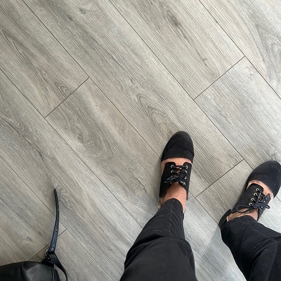 BLACK  CUT OUT SHOES - Picture 4 of 4